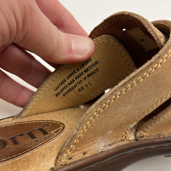 Pair Tan Leather Women’s Sz 8 Born Slip-on Sandals - Picture 8 of 10
